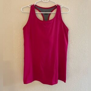 Nike Women's Magenta Workout Tank Top with shelf bra Size XL
